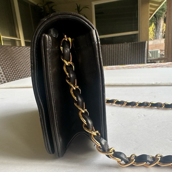 CHANEL Full Flap Quilted Classic Handbag vintage authentic - Picture 12 of 16